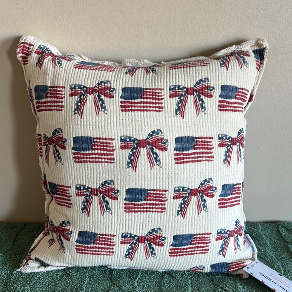 COPY - Stars & Stripes Patriotic Flag 🇺🇸 Pillow Oversized Red Blue Bow NEW!
